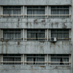 【※閲注】バイトで退去命令が出た部屋の掃除をしてたんだが、ガチでヤバい奴がいた…